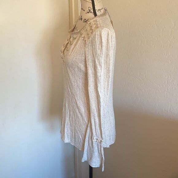 Lucky Brand Brand New Pullover Embroidered Slight Bell Sleeve Top Boho Modern - Picture 2 of 10